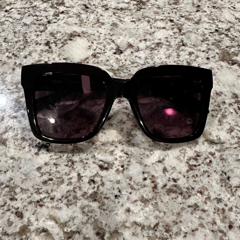 Quay Australia Dark Sunglasses